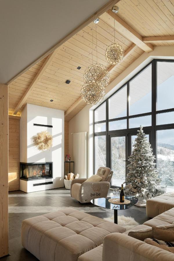 Be Be Chalet - Premium Jacuzi & Private Pool Bukovel Eksteriør bilde