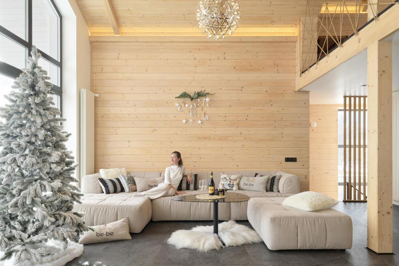 Be Be Chalet - Premium Jacuzi & Private Pool Bukovel Eksteriør bilde